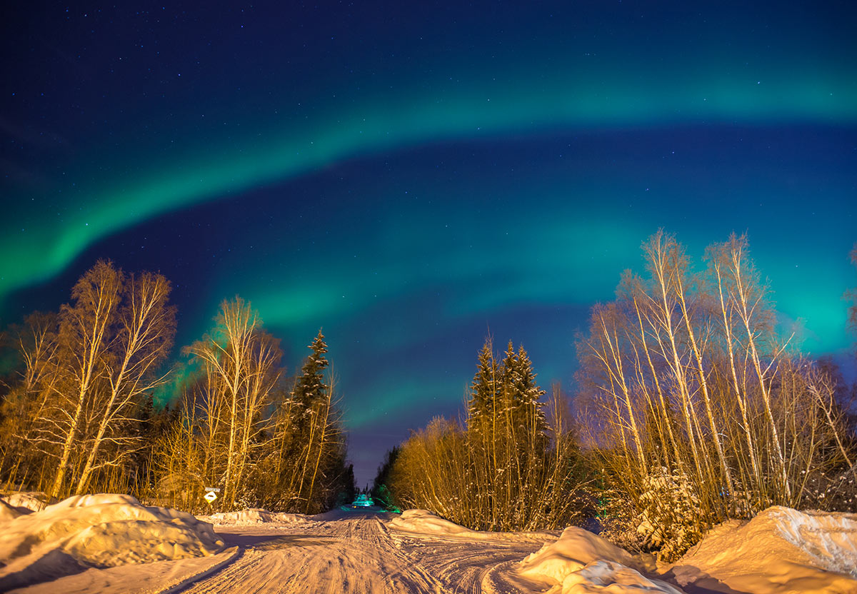 The Northern Lights Alaskan Adventure Starter Pack 5 packing to see northern lights