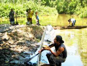 My Summer in the Amazon 5 achuar everyday life