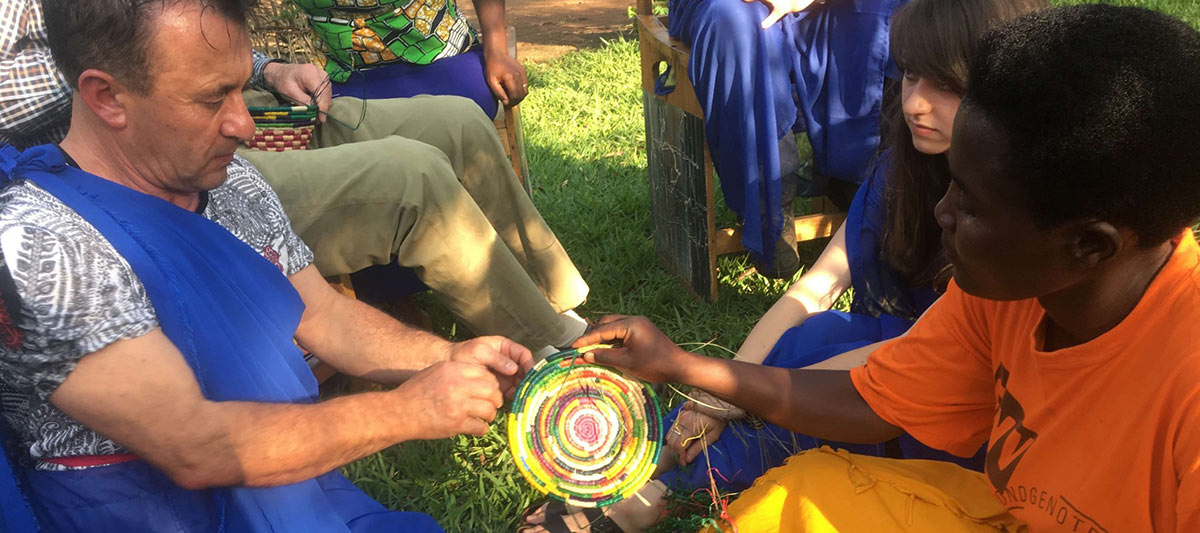 Using Cultural Exchange to Build Authentic Tour Experiences 1 Cultural Exchange Rwanda