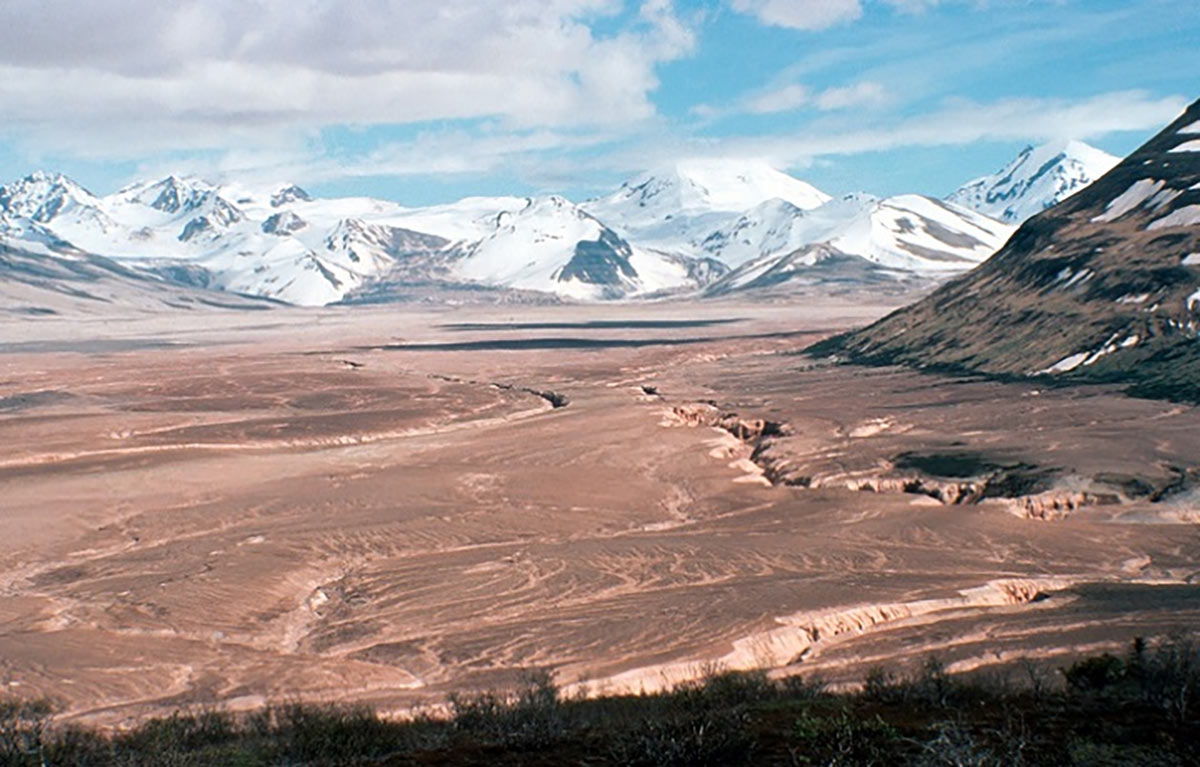 Alaska Coastal Adventures 4 The beautiful and eerie Valley of 10,000 Smokes