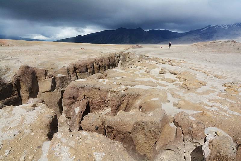 5 Things You Didn’t Know About Going on an Alaskan Coastal Adventure 4 Picture of the Valley of Ten Thousand Smokes in Katmai National Park, Alaska.